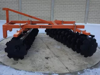 Tárcsa 200 cm-es, japán kistraktorokhoz, Komondor SFT-200 (5)