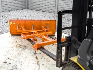 Tolólap 140-200cm-es, targoncához, Komondor STLR-140/targ (5)