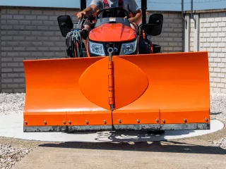 Tolólap 150cm-es, fronthidraulikára, gyorskapcsoló szerkezetre, akár 3 pontos szerszámfüggesztésre, Komondor SHE-150/F (6)