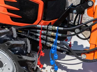 Tolólap 150cm-es, fronthidraulikára, gyorskapcsoló szerkezetre, akár 3 pontos szerszámfüggesztésre, Komondor SHE-150/F (16)