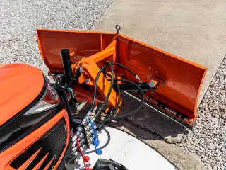 Tolólap 150cm-es, fronthidraulikára, gyorskapcsoló szerkezetre, akár 3 pontos szerszámfüggesztésre, Komondor SHE-150/F (20)